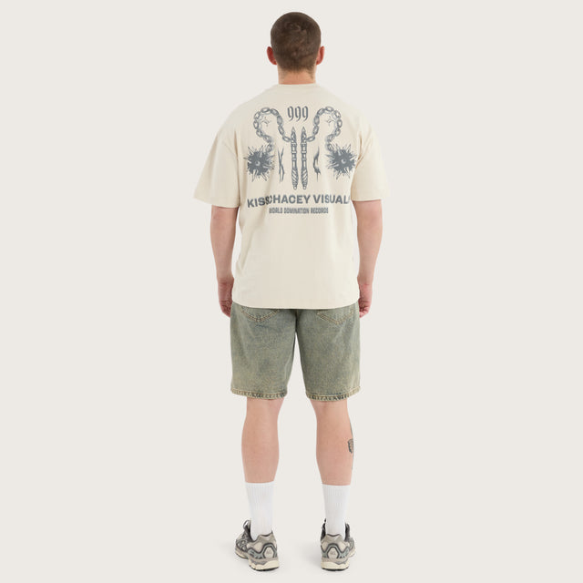 Model wears Domination Street Tee Moonbeam T-Shirts in Off-White - Image 4