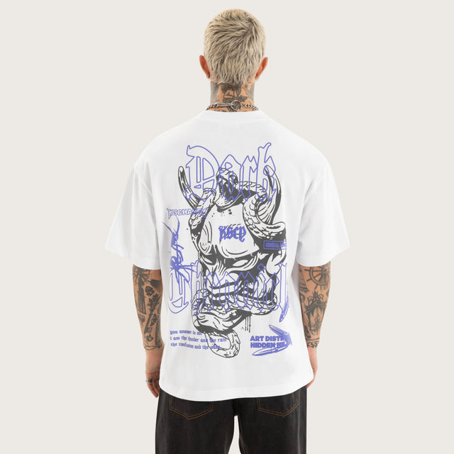 Model wears Strains Street Tee White T-Shirts in White - Image 2