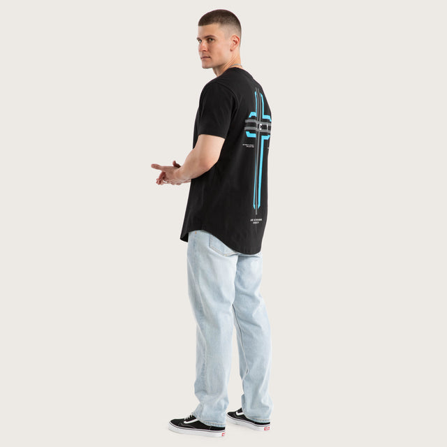 Model wears Zest Ride Dual Curved Tee Jet Black T-Shirts in Black - Image 6