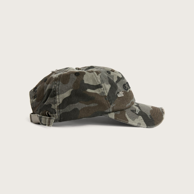 Model wears Chaos Camo Dad Cap Light Camo Accessories in Camo - Image 4