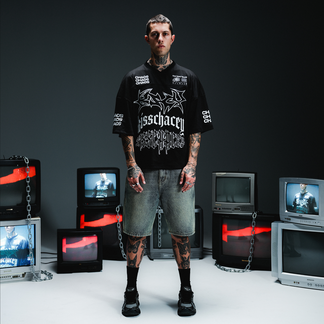 Model wears Teamwork Mesh Jersey Jet Black Jerseys in Black - Image 2