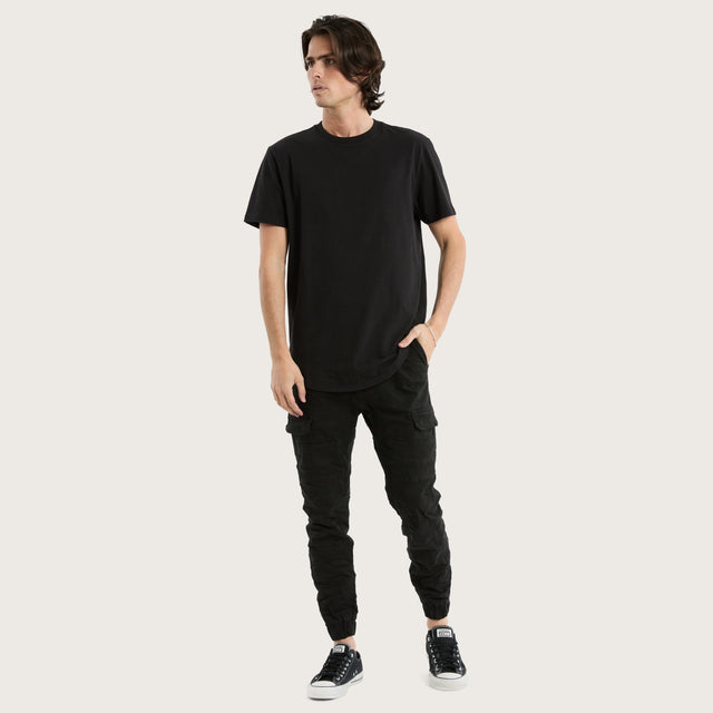 Model wears Prairie Dual Curved Tee Jet Black T-Shirts in Black - Image 2