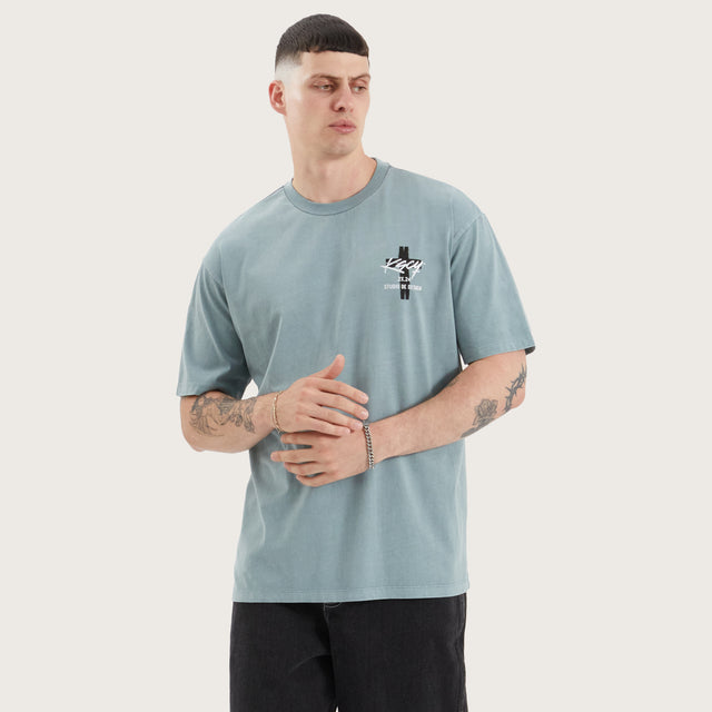 Model wears Wendel Box Fit Tee Pigment Lead T-Shirts in Green - Image 2