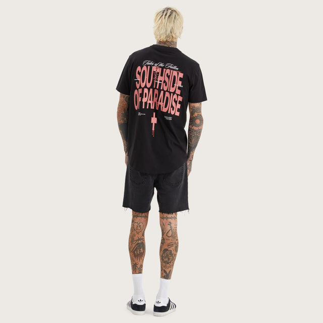 Model wears Untie Dual Curved Tee Jet Black T-Shirts in Black - Image 5