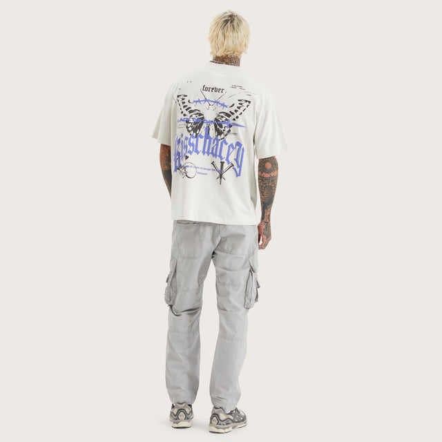 Model wears Morris Street Tee Nimbus Cloud T-Shirts in Grey - Image 5