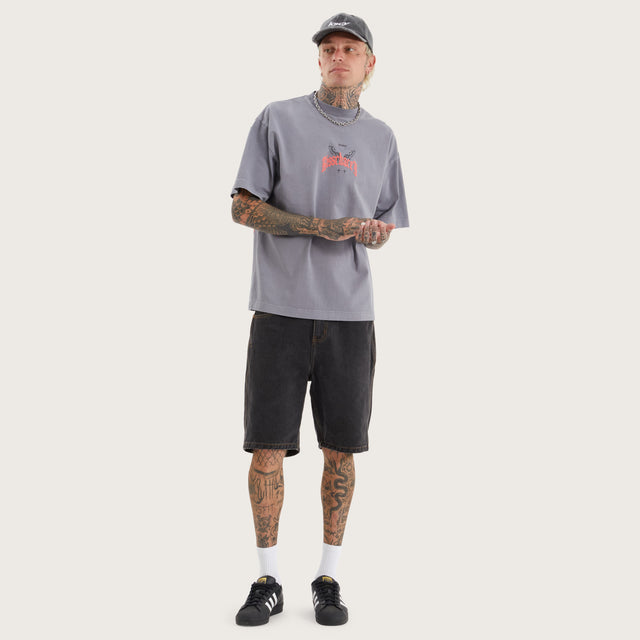 Model wears Morris Street Tee Pigment Sky Rocket T-Shirts in Grey - Image 5