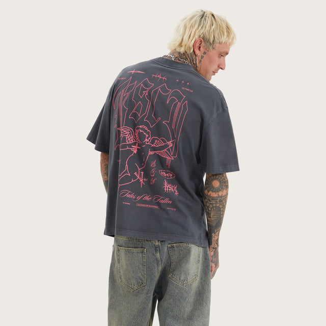 Model wears Covert Street Tee Pigment Asphalt T-Shirts in Grey - Image 1
