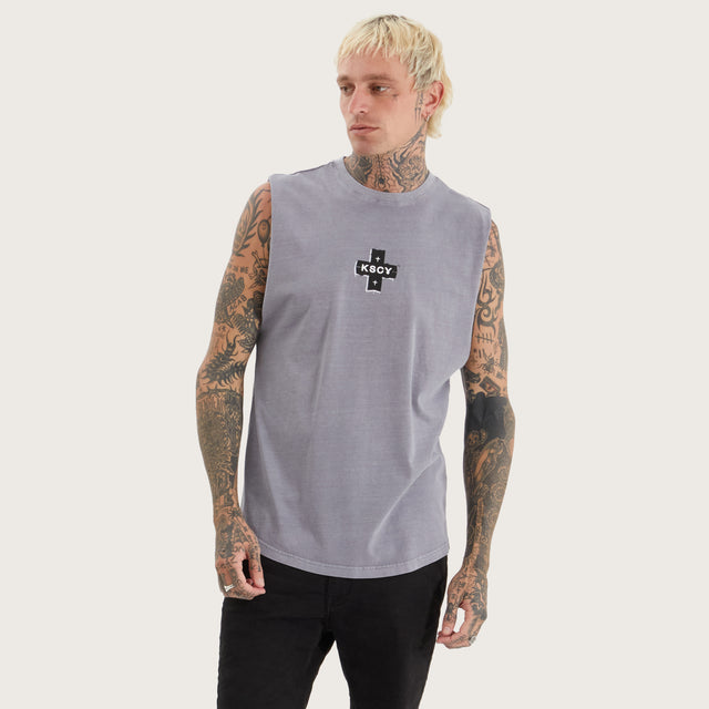 Model wears Overton Dual Curved Muscle Pigment Sky Rocket Muscle Tees in Grey - Image 4