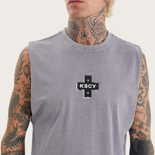 Model wears Overton Dual Curved Muscle Pigment Sky Rocket Muscle Tees in Grey - Image 3