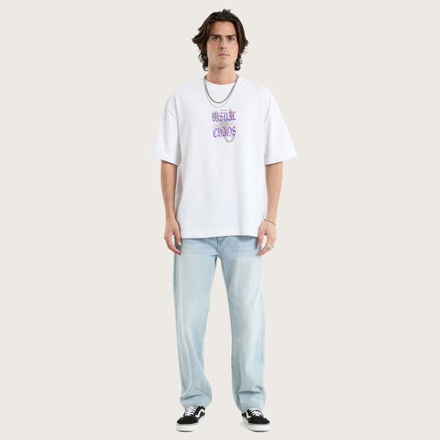 Model wears Scorpio Street Tee Optical White T-Shirts in White - Image 3