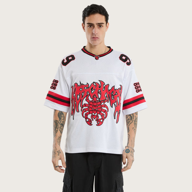 Model wears Sidestep Girdiron Jersey White Jerseys in White - Image 1