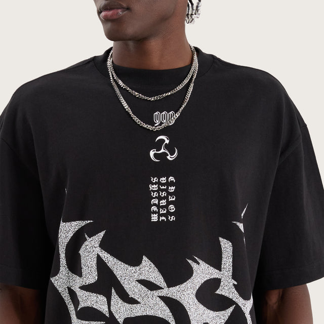 Model wears Gothica Street Tee Jet Black T-Shirts in Black - Image 3