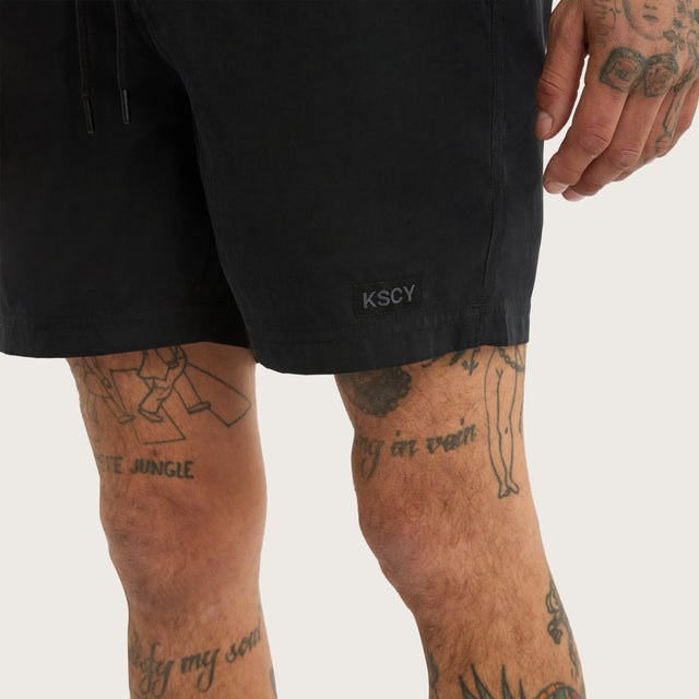 Sunrise Shorts Jet Black