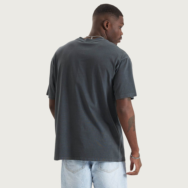 Model wears Abyss Box Fit T-Shirt Pigment Asphalt T-Shirts in Grey - Image 3