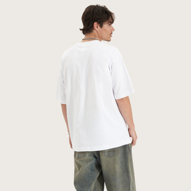 Model wears Dominion Heavy Oversized Tee White T-Shirts in White - Image 3