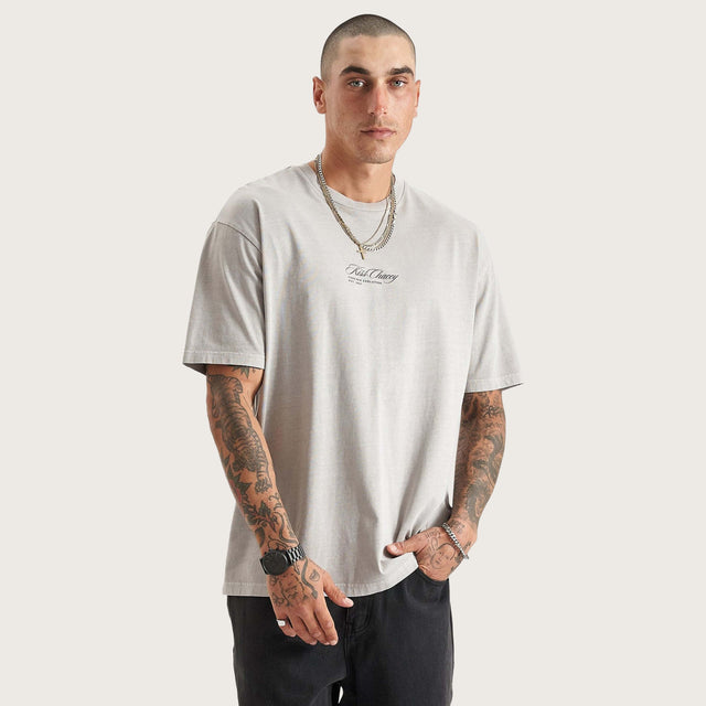 Model wears East-7 Heavy Box Fit Tee Pigment Dove T-Shirts in Beige - Image 1