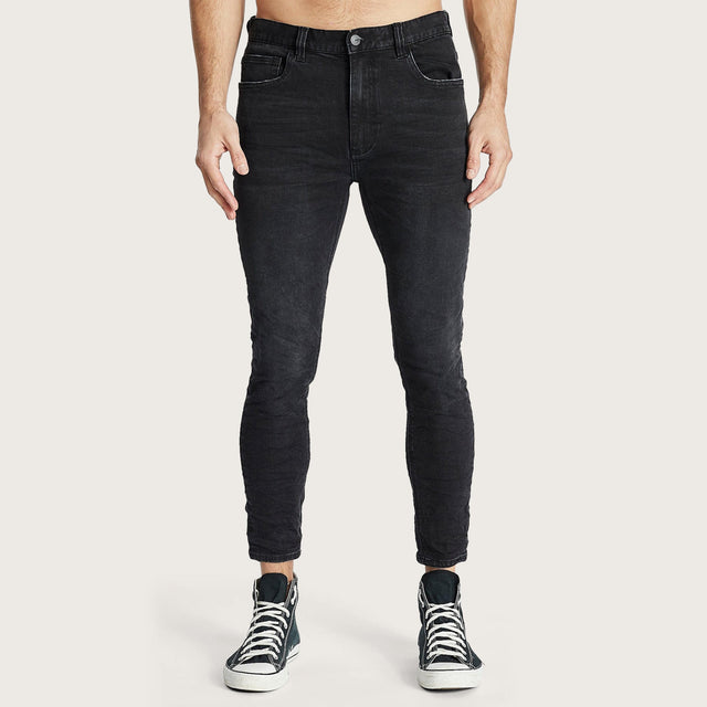 Model wears K4 Cropped Jean Gravestone Pants in Grey - Image 4