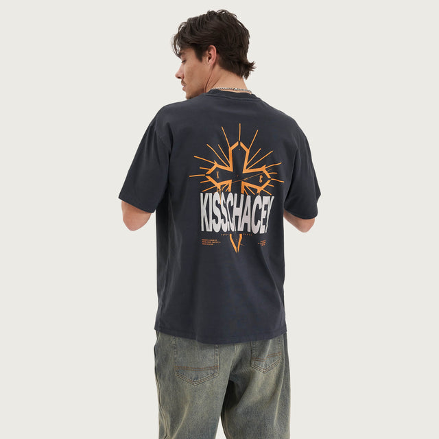 Model wears Luminary Heavy Box Fit Tee Pigment Vulcan T-Shirts in Grey - Image 1