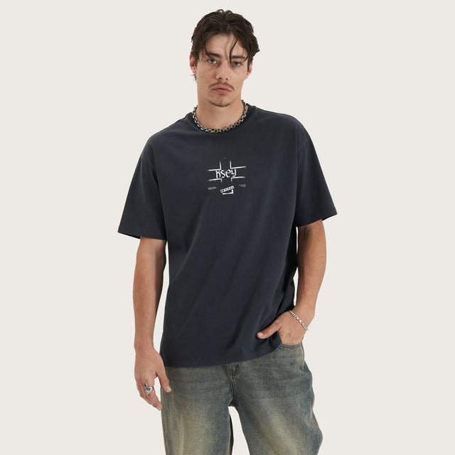 Model wears Revival Heavy Box Fit Tee Pigment Vulcan T-Shirts in Grey - Image 2