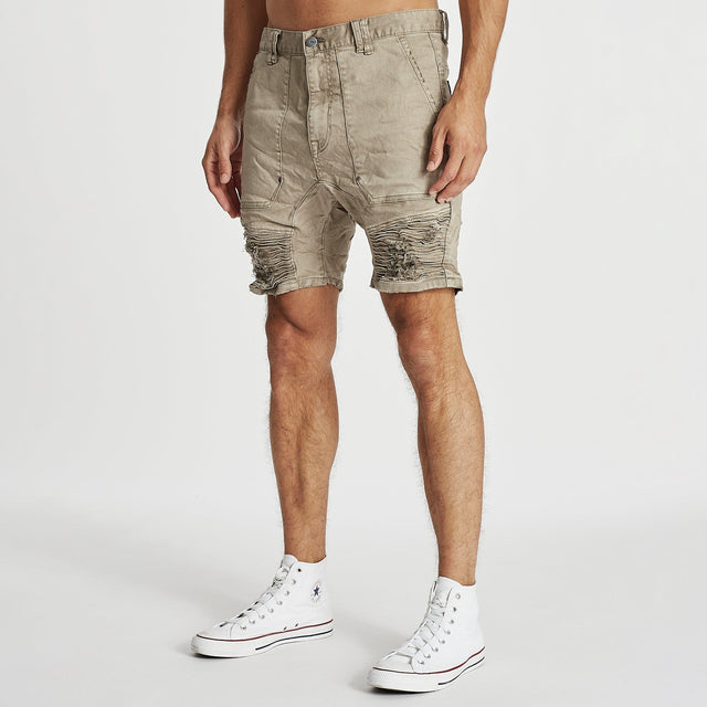 Model wears Carter Denim Shorts Brindle Shorts in Brown - Image 5