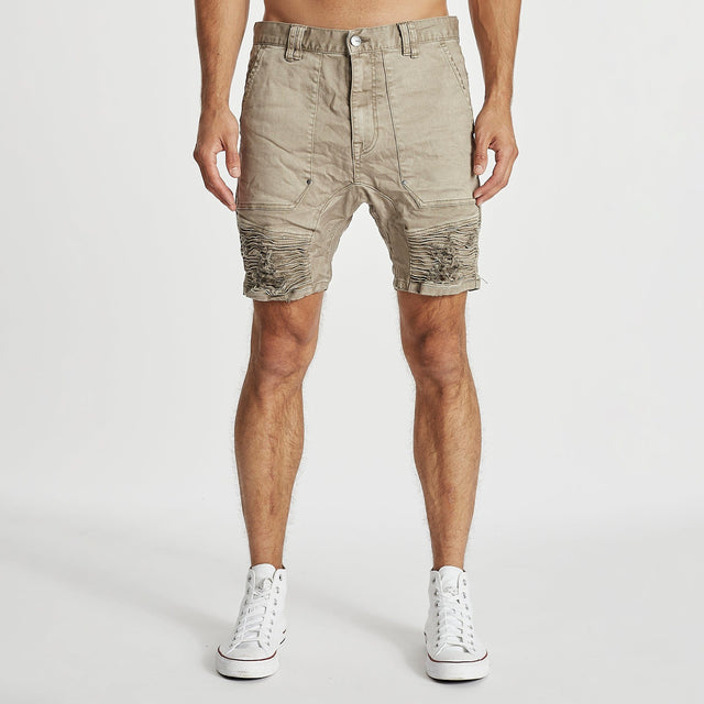 Model wears Carter Denim Shorts Brindle Shorts in Brown - Image 4