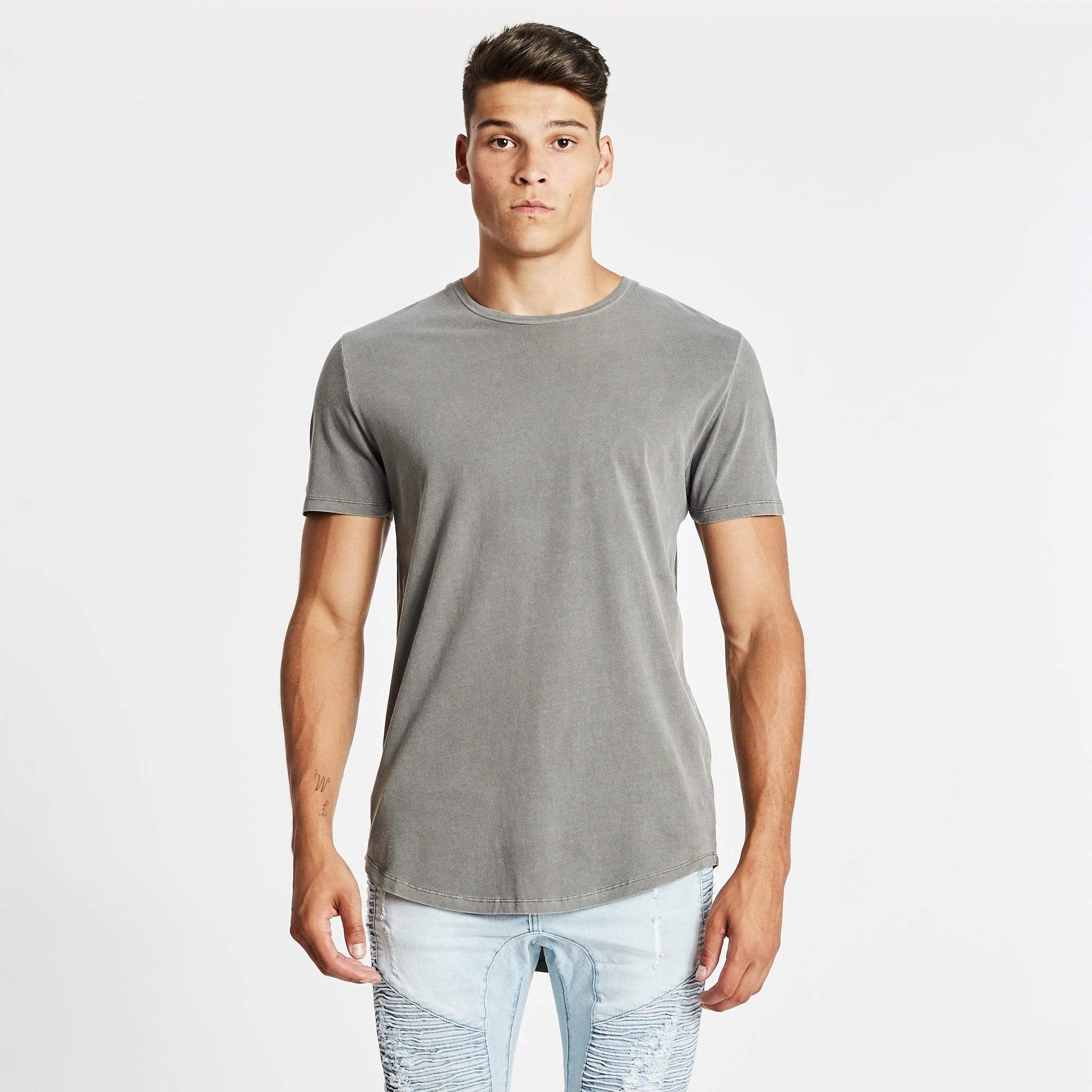 Essential Dual Curved Hem T-Shirt Pigment Charcoal – Kiss Chacey