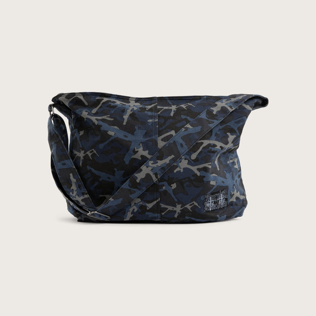 Disappear Messenger Bag Bat Camo