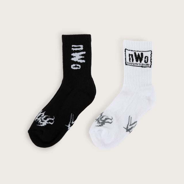 Model wears NWO 4 Life Crew 2 Pack Socks Jet Black/White Socks White – image 1