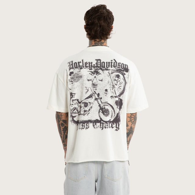 Model wears Vent Crop Street Tee Blanc De Blanc T-Shirts White – image 2