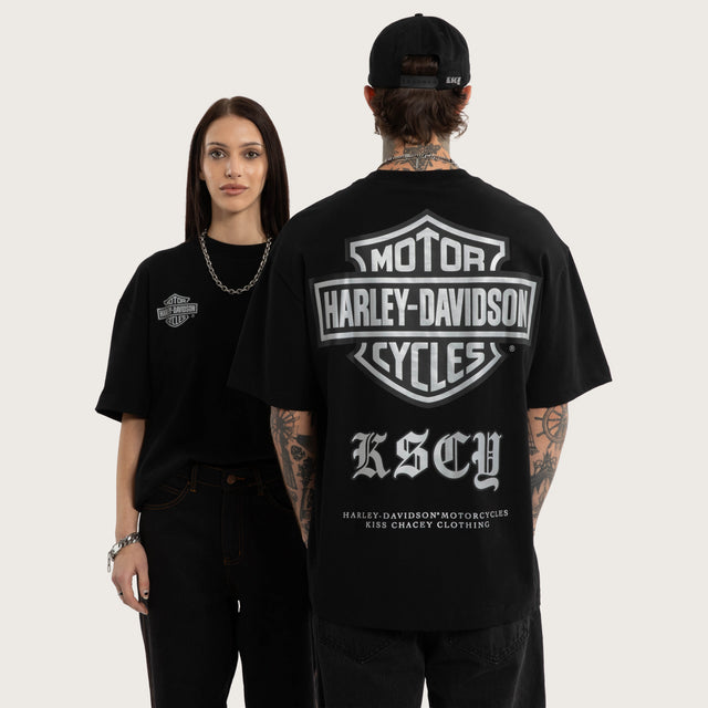 Model wears Scrambler Street Tee Jet Black T-Shirts Black – image 1