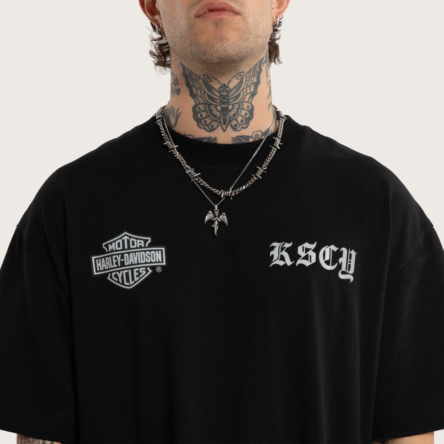 Model wears Scrambler Street Tee Jet Black T-Shirts Black – image 3