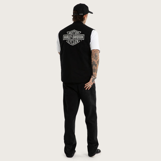 Model wears Freewheeler Worker Vest Washed Black Vests Black – image 4