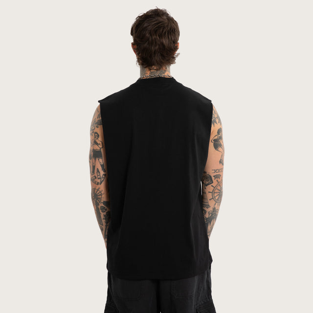 Model wears Vapor Street Muscle Jet Black Muscle Tees Black – image 2