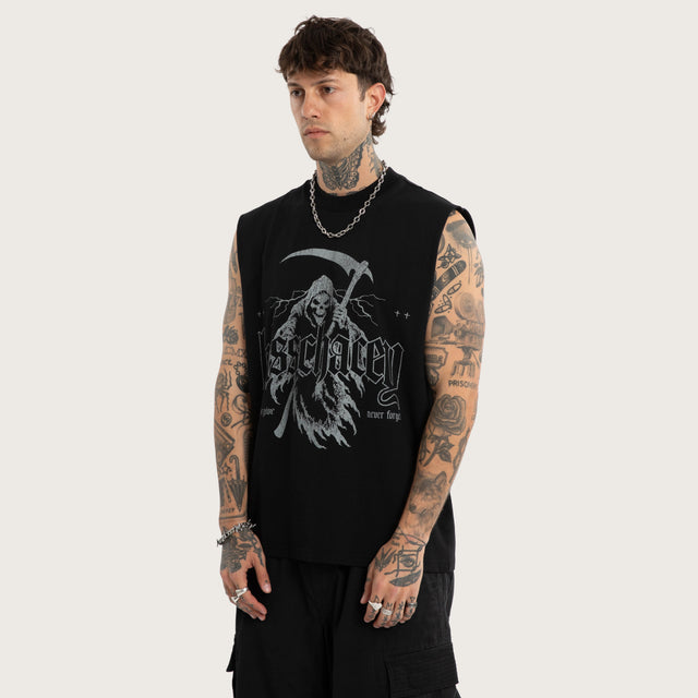 Model wears Vapor Street Muscle Jet Black Muscle Tees Black – image 3