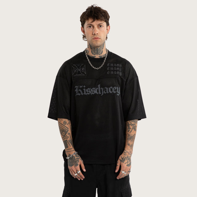 Model wears Synced Mesh Jersey Jet Black T-Shirts Black – image 1