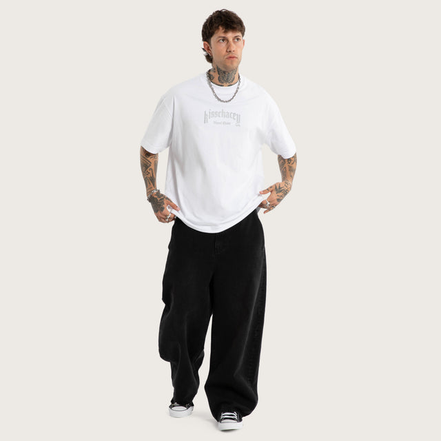 Model wears Obliteration Street Tee Optical White T-Shirts White – image 5