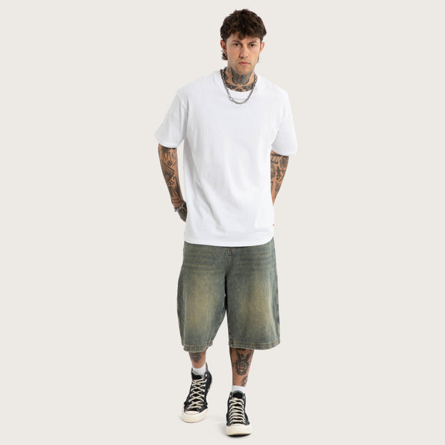 Model wears Ash K7 Super Baggy Jorts Sandblast Shorts Blue – image 5