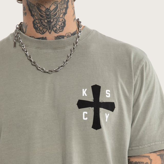 Model wears Hyped Dual Curve Tee Pigment Shadow T-Shirts White – image 4