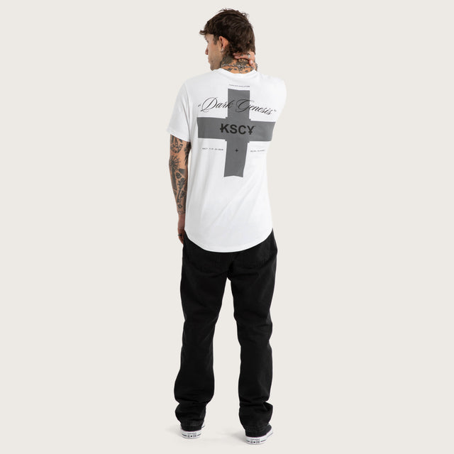 Model wears Resolved Dual Curved Tee Optical White T-Shirts White – image 6