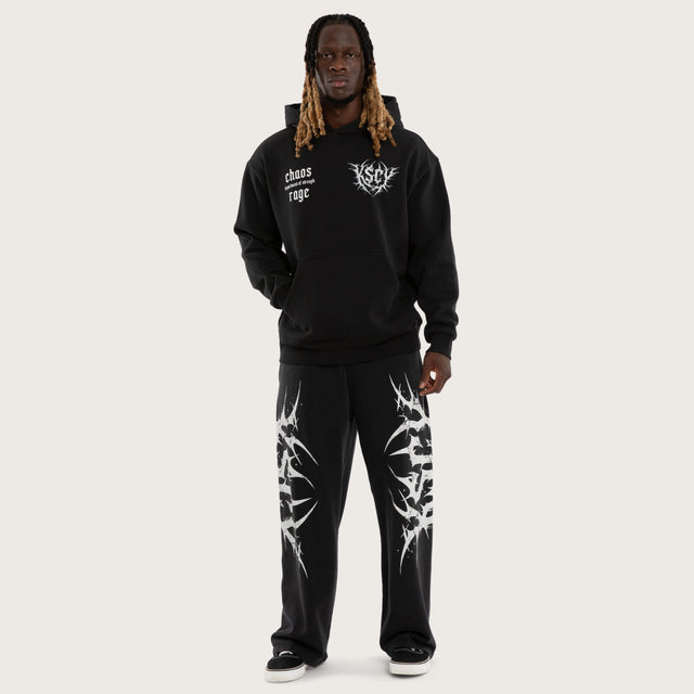 Model wears Fuel Training Relaxed Hoodie Black Hoodies Black – image 2