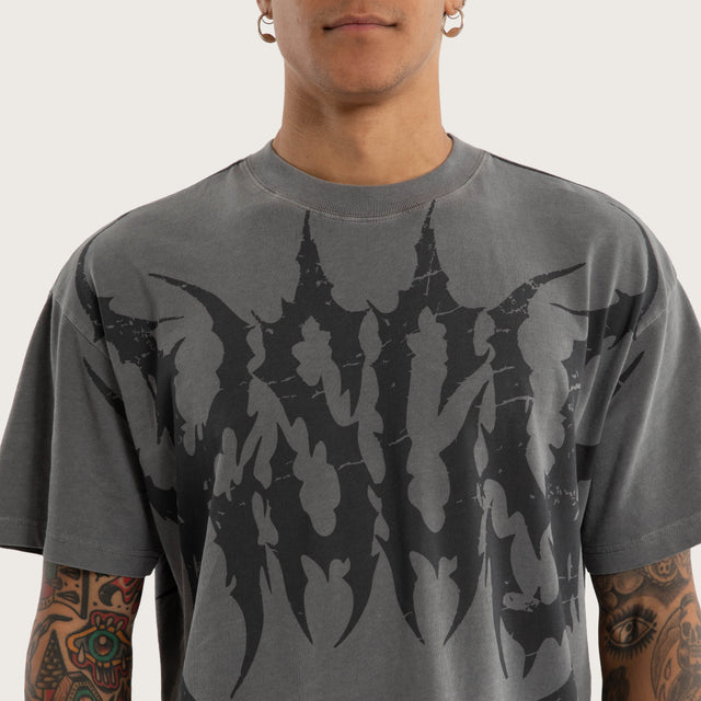 Model wears Sandman Box Fit Tee Pigment Grey Activewear T-Shirts in Black - Image 3