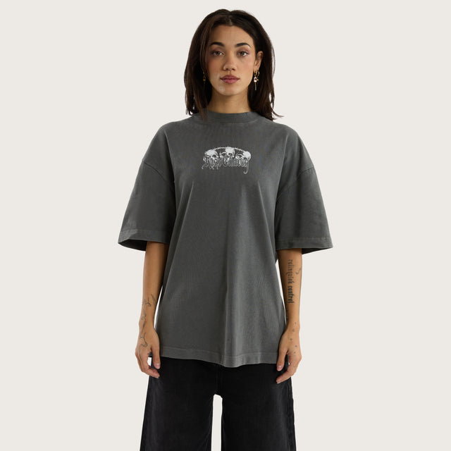 Model wears Immortal Street Tee Mineral Steel Grey T-Shirts in Grey - Image 7