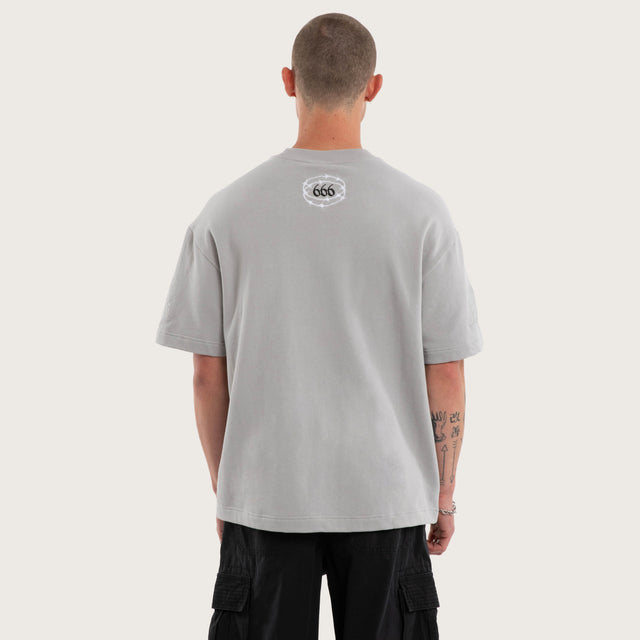 Model wears Eternity Loopback Street Tee Silver Sconce T-Shirts in Grey - Image 6