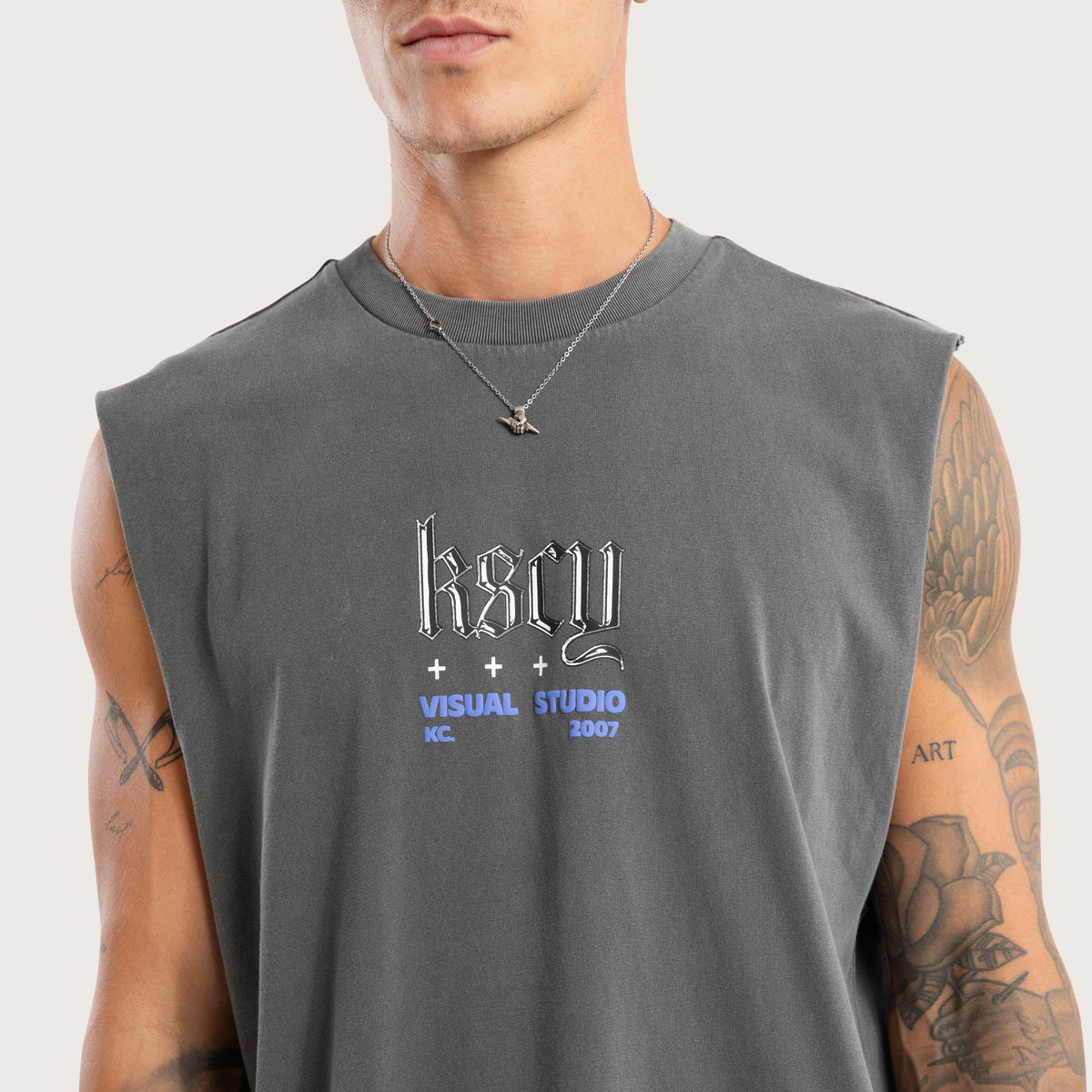 Studio Relaxed Muscle Pigment Charcoal | KSCY