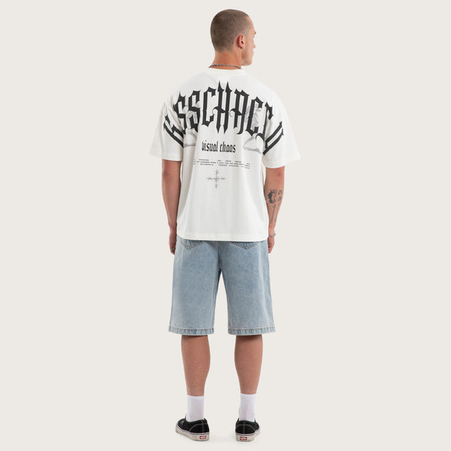 Model wears Seek Heaven Street Tee Natural White T-Shirts White – image 4