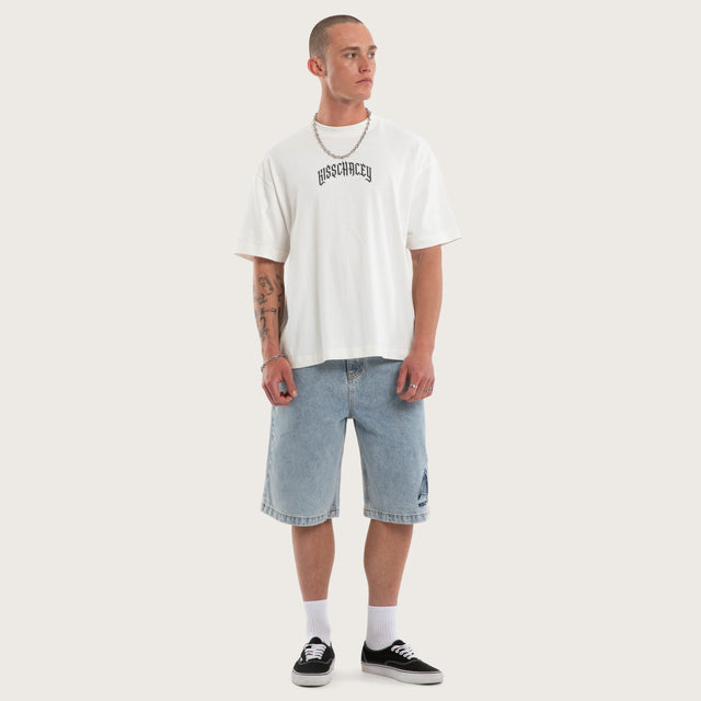 Model wears Seek Heaven Street Tee Natural White T-Shirts White – image 5