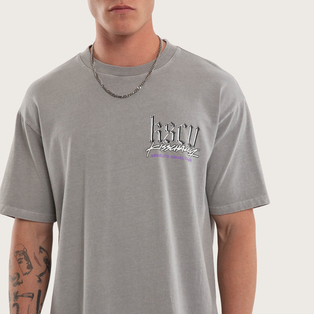 Model wears Absolute Box Fit Tee Pigment Alloy T-Shirts Grey – image 3