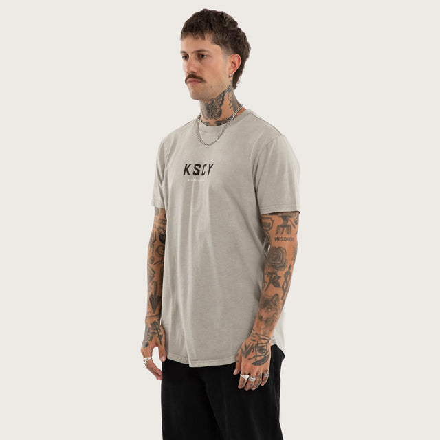 Division Dual Curved Tee Pigment Paloma