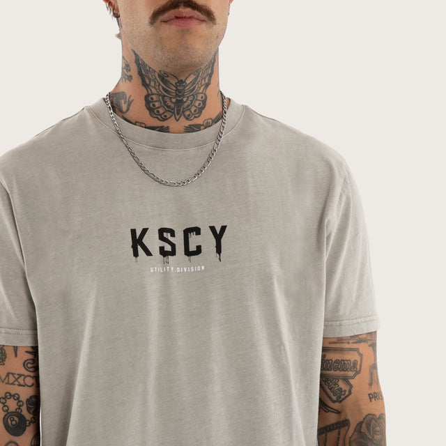 Division Dual Curved Tee Pigment Paloma