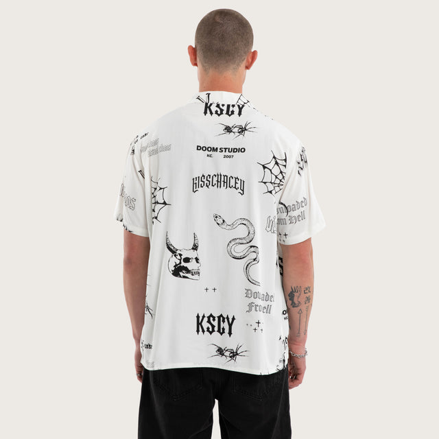 Model wears Coffin Relaxed Short Sleeve Shirt White Print Short Sleeve Shirts White – image 3